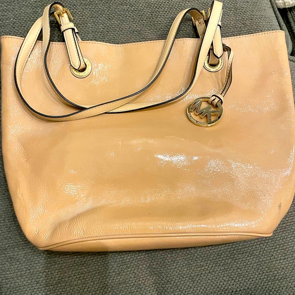 Michael Kors bag - Picture 1 of 1